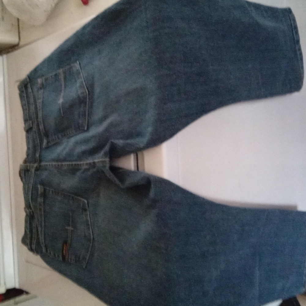 Mens size 32/30 Ariat jeans